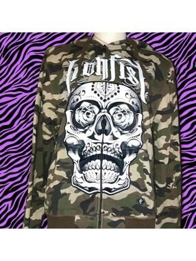 NWOT Iron Fist Camo skull zip up fleece lined hoodie